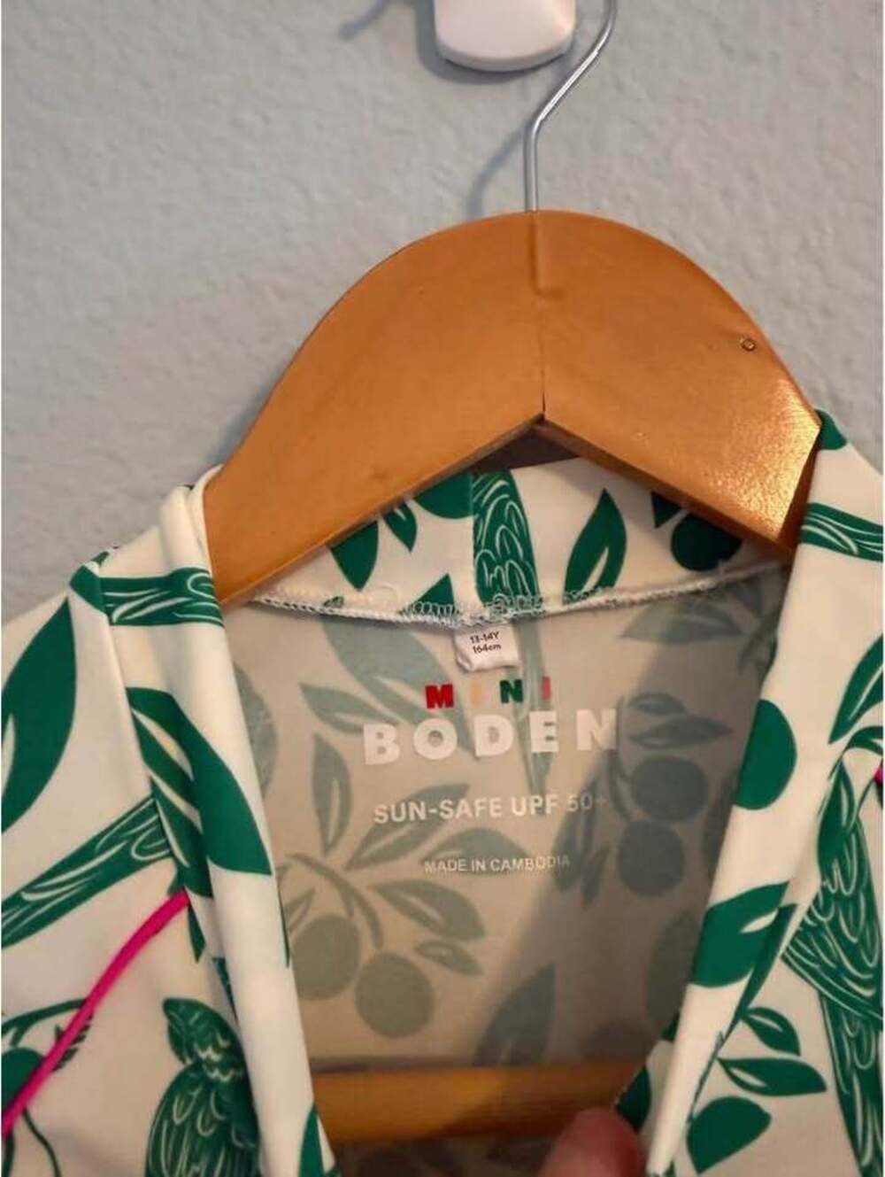 Mini Boden Sun-Safe Rash Guard - Picture 3 of 3